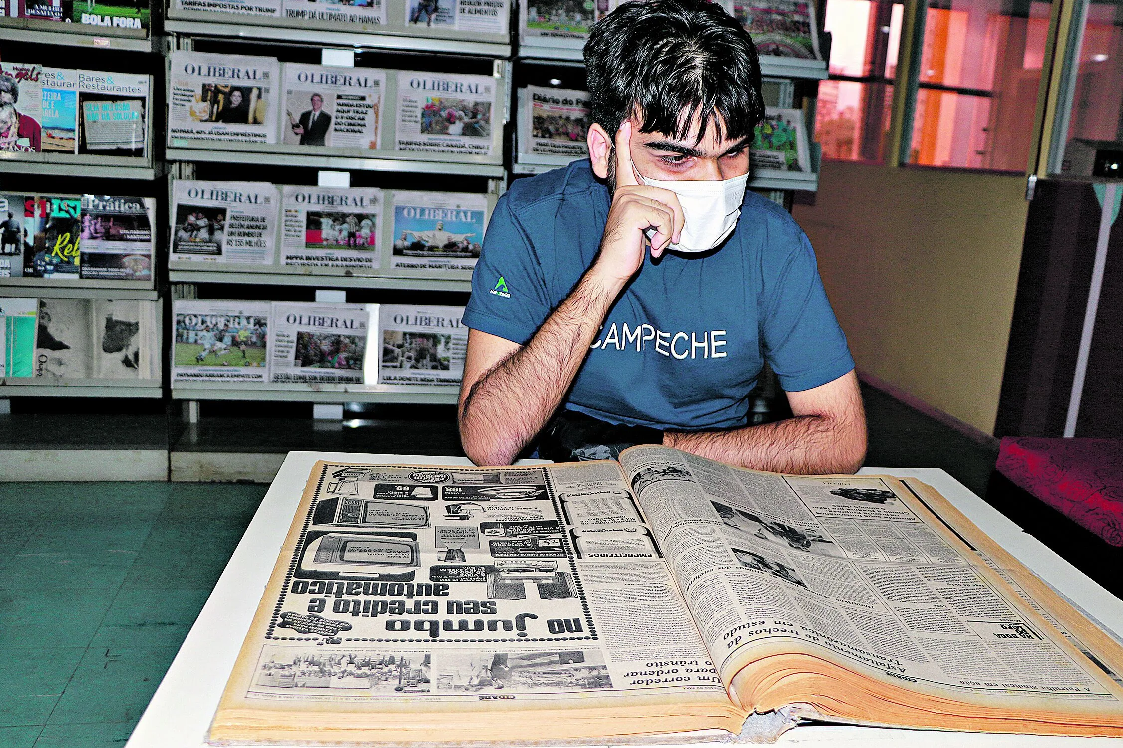 Mesmo em tempos de tecnologia, muita gente ainda procura por informações em bibliotecas

FOTO: Antônio Melo - Diário do Pará