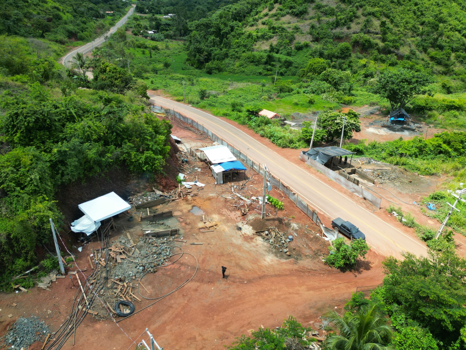 A Polícia Federal destruiu uma estrutura de garimpo ilegal no Pará. Descubra mais sobre essa operação contra o garimpo ilegal.