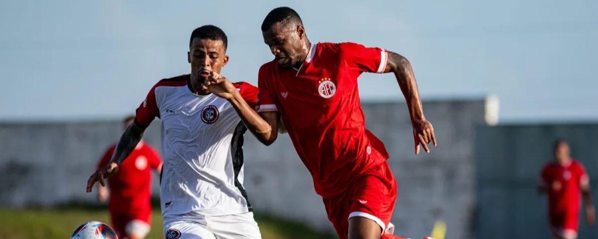 Neste sábado, 15,, o América e o Santa Cruz se enfrentam em um jogo emocionante pela segunda semifinal do Campeonato Potiguar.