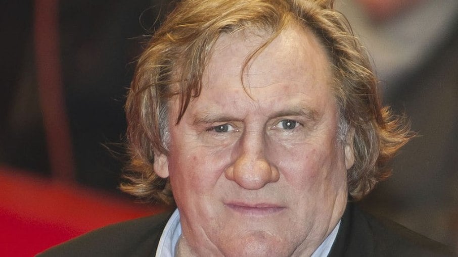 O ator francês Gérard Depardieu, um dos nomes mais consagrados do cinema internacional, enfrentará um julgamento por acusações de abuso sexual