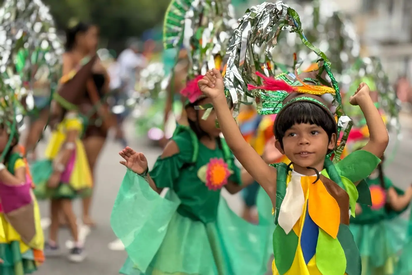 Com o tema “Belém, capital da COP30 na Amazônia, mistérios, encantos e tradições”, desfile reúne mais de 600 participantes