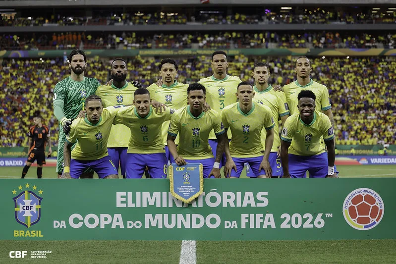 Vini Jr decide no fim, Brasil vence Colômbia e é vice-líder das Eliminatórias