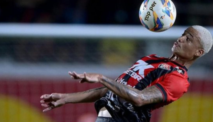 Vitória e Cruzeiro se enfrentam nesta quinta-feira (12), às 19h (de Brasília), no Estádio Barradão, em Salvador