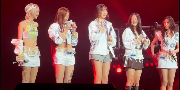 O grupo feminino de K-pop NewJeans surpreendeu os fãs ao anunciar uma pausa na carreira neste domingo (23)