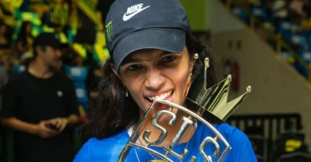 A 'Fadinha' dominou desde a primeira volta e conquistou, neste domingo (23), a etapa de Porto Alegre do skate street feminino do STU