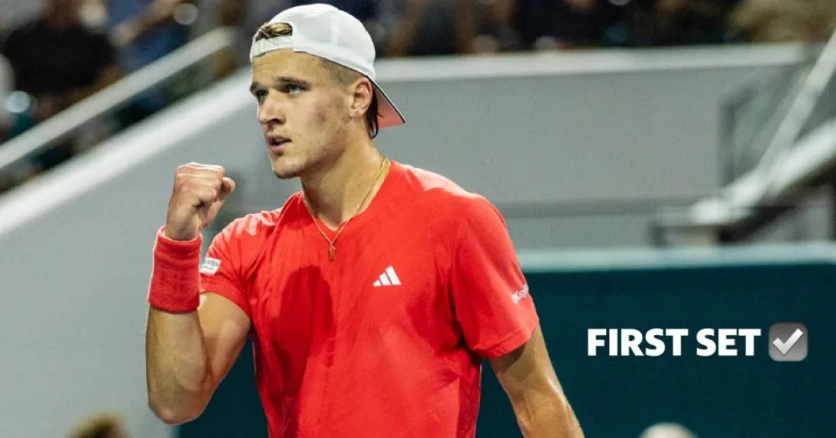 Na final do Masters 1000 de Miami, atrasada por causa da chuva, Mensik se valeu de um ótimo serviço de saque para vencer a partida por 2 sets a 0, com parciais de 7/6 (4) e 7/6 (4).
