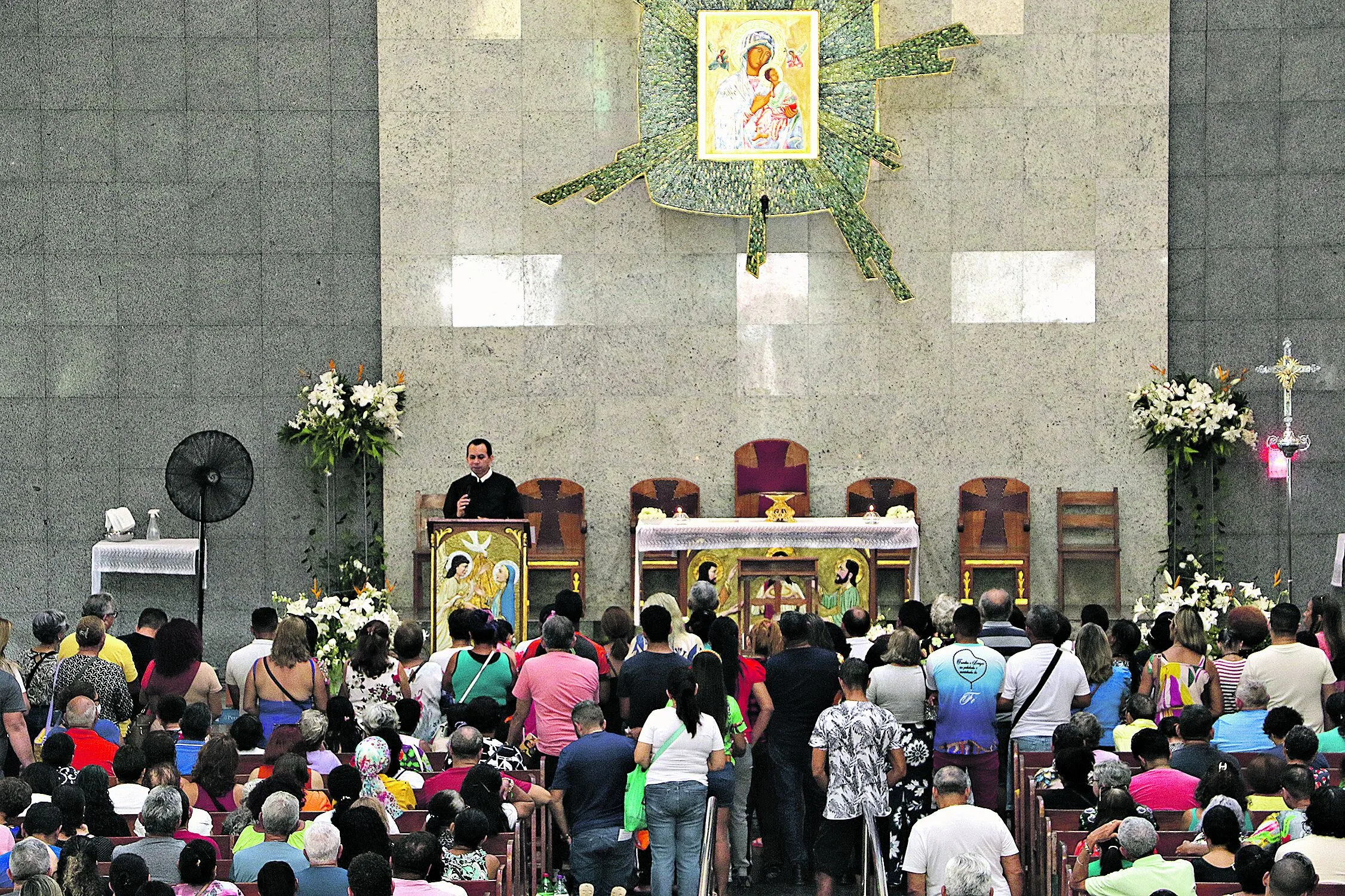 Na Arquidiocese de Belém serão celebradas ao longo deste dia missas com o rito de imposição das Cinzas

FOTO: Antônio Melo