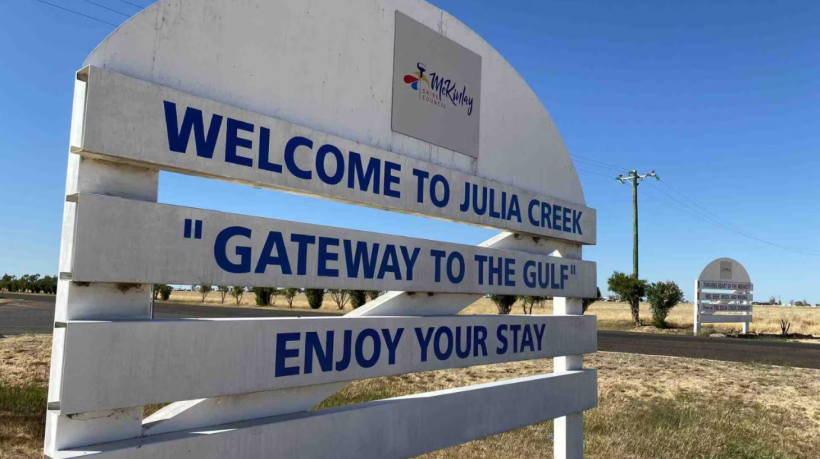Julia Creek, uma pequena cidade de apenas 500 habitantes no interior de Queensland, na Austrália, está em busca de um novo médico