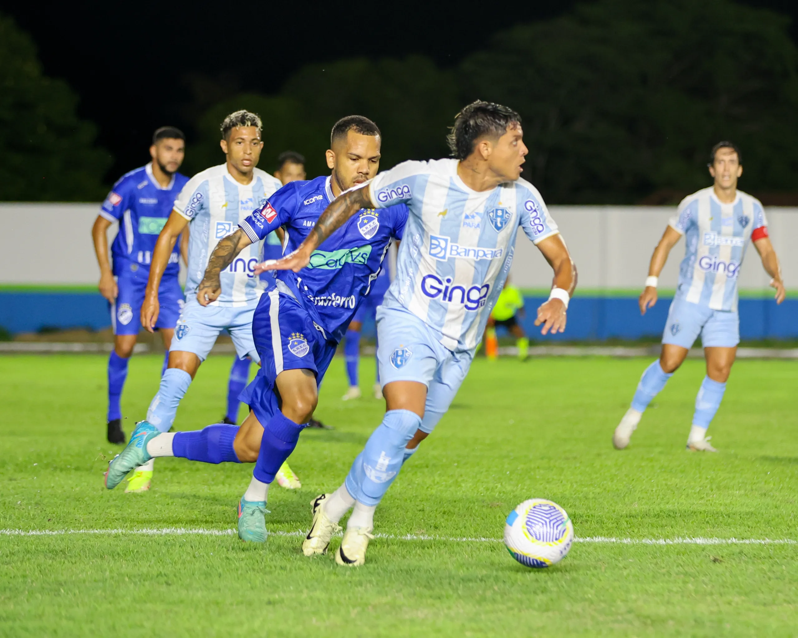 O PSC foi do céu ao inferno entre um tempo e outro da semifinal com o São Raimundo-RR, ontem à noite, em Boa Vista. No início, mostrou desenvoltura e objetividade