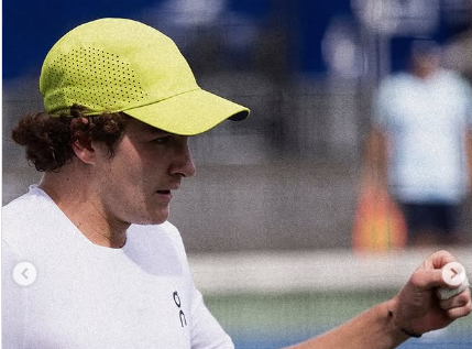 Em seu último evento antes de Wimbledon, o carioca, atual número 1 do Brasil e 57 do mundo, tentava apenas sua segunda vitória na grama como profissional.