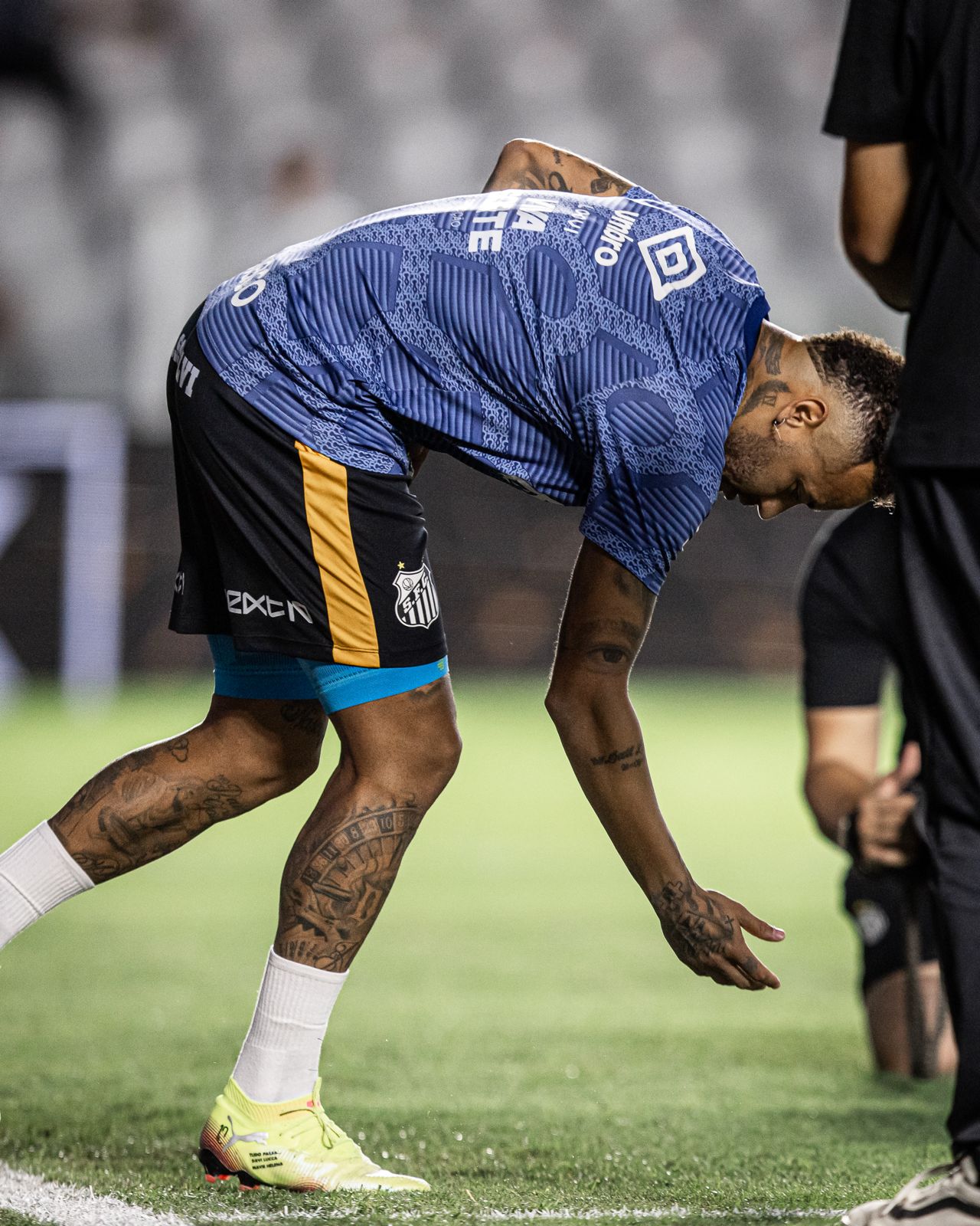 Neymar voltou a se contundir. Foto: Santos FC