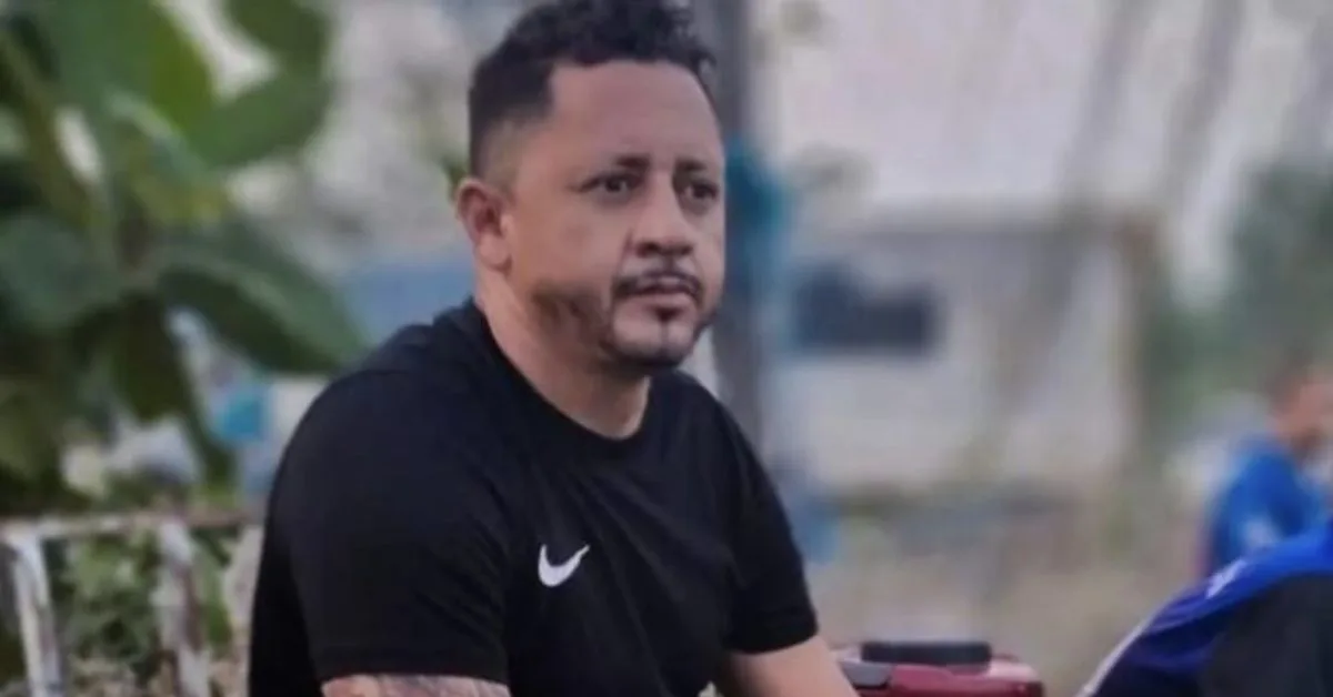 O ex-jogador Thiago Nascimento Barbosa, de 38 anos, conhecido como "Thiago Marabá", faleceu na noite desta segunda-feira (31),