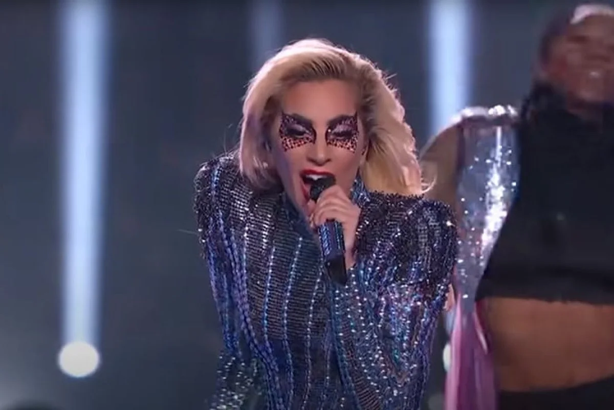 A contagem regressiva para o show histórico de Lady Gaga na praia de Copacabana, no Rio de Janeiro, segue a todo vapor.