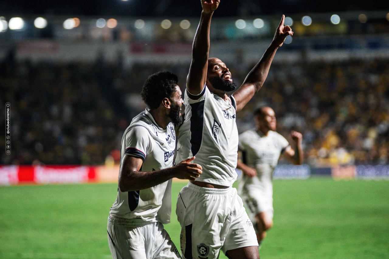 O Clube do Remo protagonizou um empate emocionante na noite desta sexta-feira, contra o Criciúma, em duelo válido pela quinta rodada da Série B. Foto: Samara Miranda/Remo