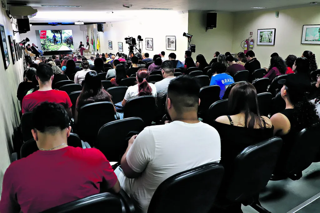 O webinar "Energia para o Desenvolvimento", programação prevista dentro das atividades do Grupo RBA na COP 30. O evento vai reunir especialistas para discutir transição energética, infraestrutura e investimentos para um futuro sustentável.