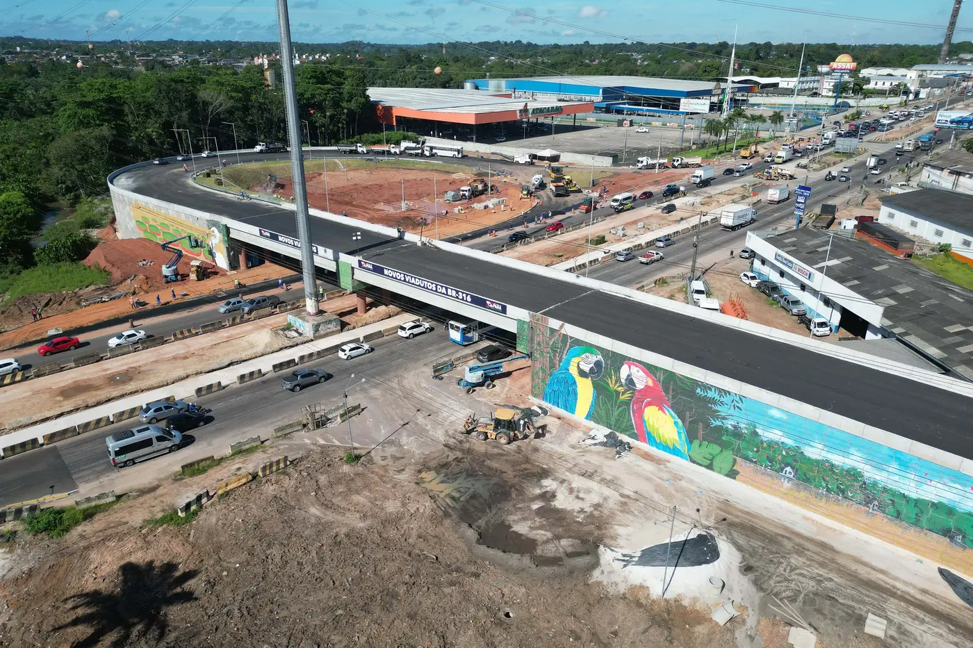 O novo viaduto na BR-316 com a Avenida Independência, em Ananindeua, foi entregue pelo Governo do Estado na última quarta-feira (30)