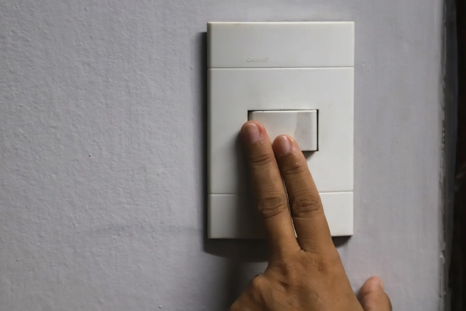 Tarifa de luz pode cair até 47% no Pará; Amazonas também terá redução
