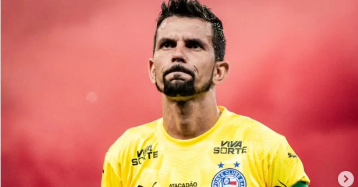 Após ser alvo de críticas na temporada passada, o goleiro Marcos Felipe parece ter virado a chave com a camisa do Bahia. Foto: Divulgação Após ser alvo de críticas na temporada passada, o goleiro Marcos Felipe parece ter virado a chave com a camisa do Bahia. Foto: Divulgação