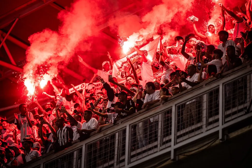 O Estádio Manoel Barradas será o cenário de um embate decisivo nesta quarta-feira (23), às 21h30 (de Brasília), entre Vitória e Cerro Largo,