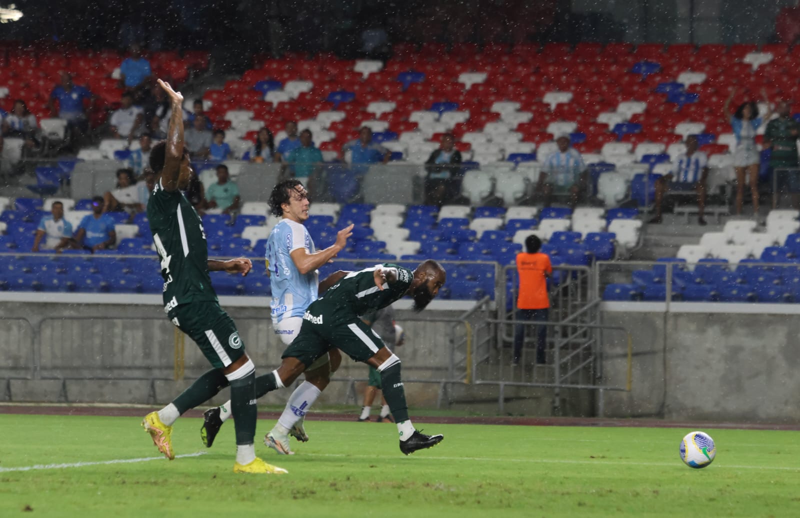 Nicolas perdeu gols feitos na partida. Foto: Mauro Ângelo/Diário do Pará