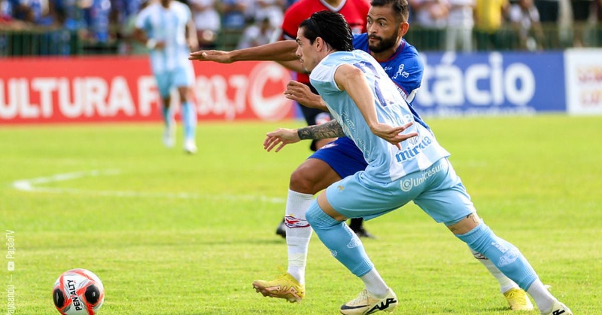 O Estádio Bicentenário de La Florida, em Santiago, será palco de um duelo importante nesta quarta-feira (24), às 19h (de Brasília), entre Unión Española e Fluminense