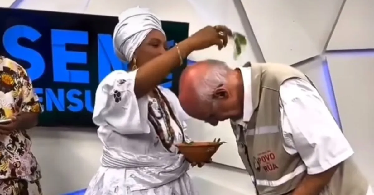 O momento foi registrado em vídeo e fotos e compartilhado nas redes dos dois, e da própria emissora.