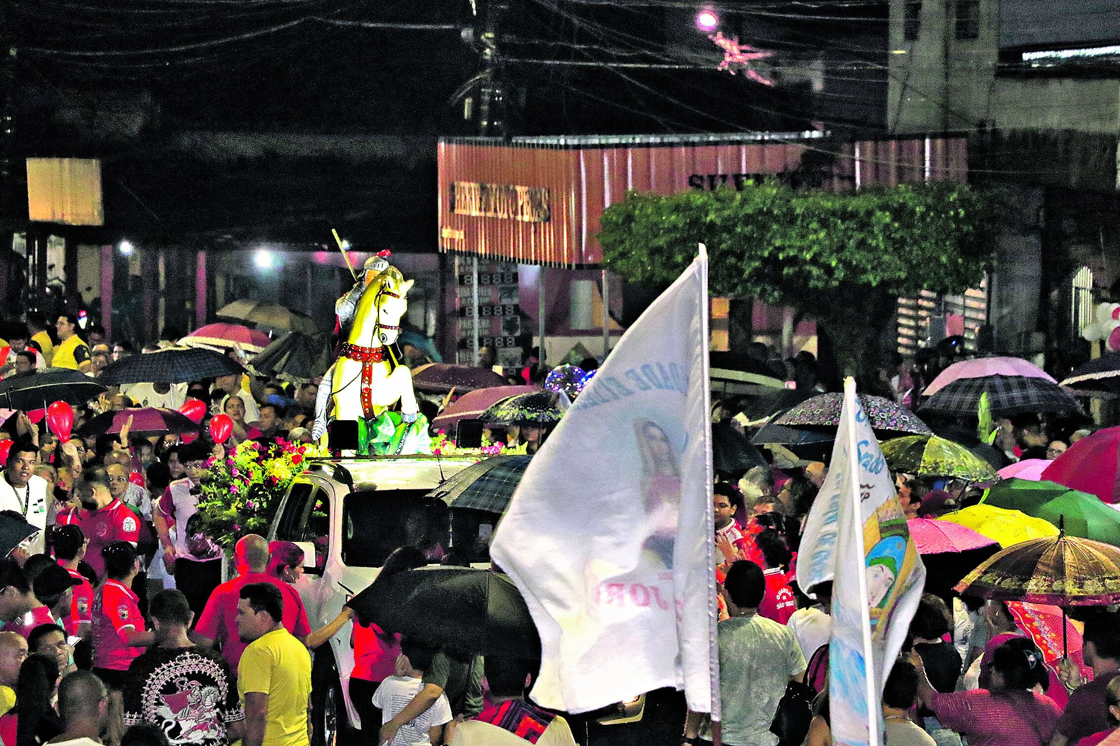 Devotos da comunidade católica do bairro da Marambaia, em Belém, já podem prestigiar a programação religiosa da Festividade de São Jorge