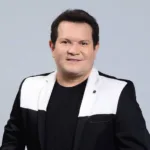 O guitarrista paraense Ximbinha acaba de lançar o single Loirinha, marcando o início de sua nova fase artística — agora também como vocalista.