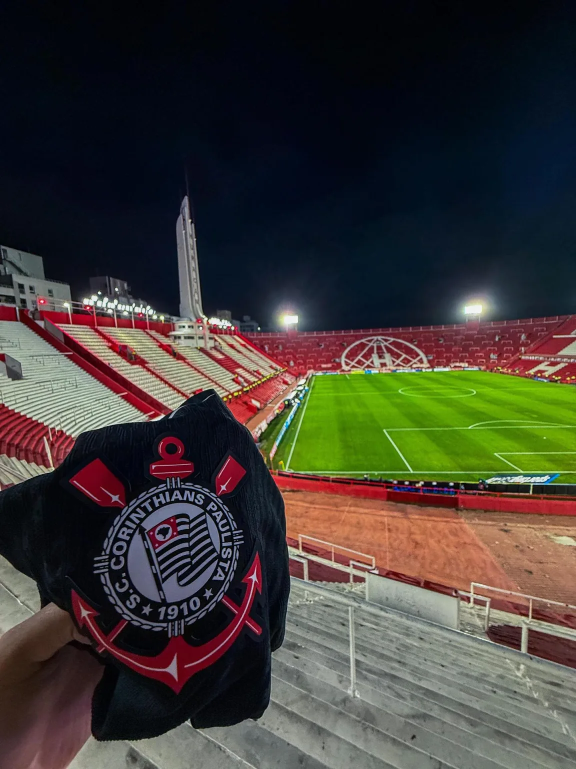 O Corinthians fracassou na Sul-Americana ao perder para os reservas do Huracán, na Argentina, por 1 a 0, fechando a péssima campanha O Corinthians fracassou na Sul-Americana ao perder para os reservas do Huracán, na Argentina, por 1 a 0, fechando a péssima campanha