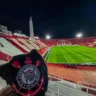 O Corinthians fracassou na Sul-Americana ao perder para os reservas do Huracán, na Argentina, por 1 a 0, fechando a péssima campanha