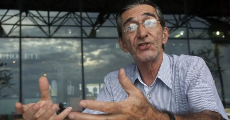 Com uma trajetória marcada pelo compromisso ético, sensibilidade social e defesa incansável da liberdade de expressão, Dutra deixa um legado notável para o jornalismo e a educação na Amazônia. Foto: Paulo Santos/AmReal