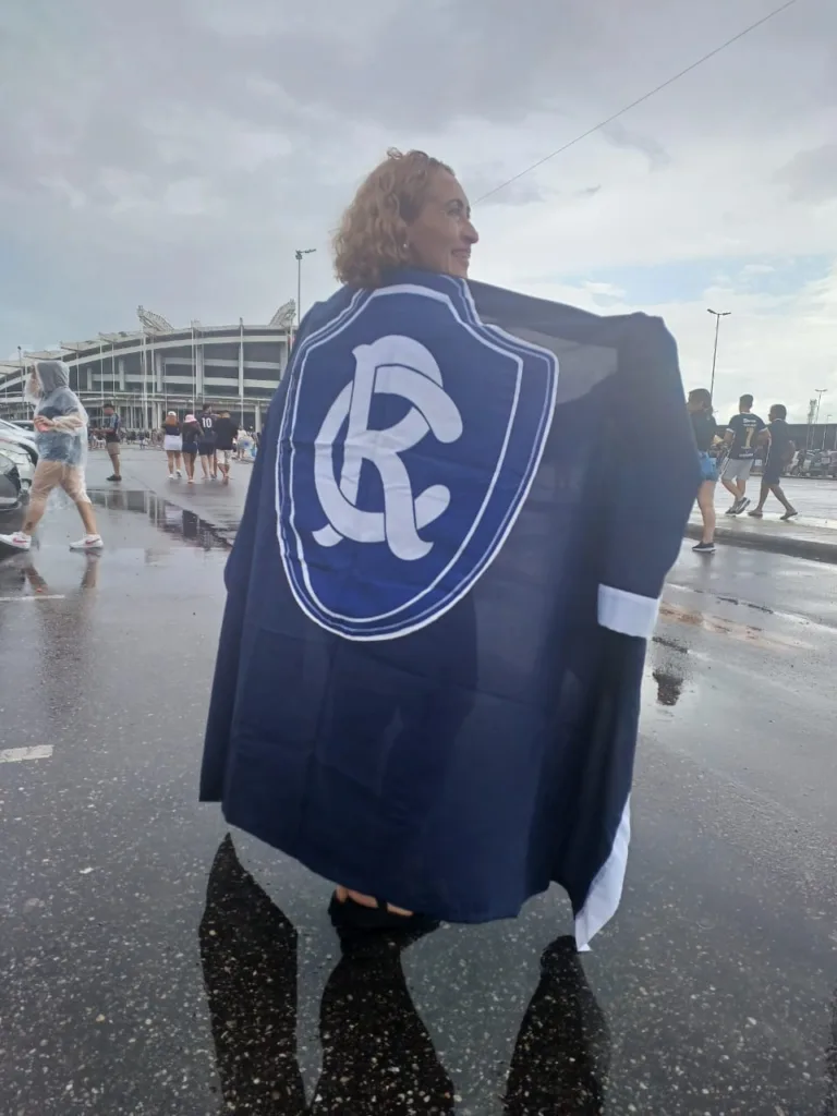  Maristela Miranda, que transforma cada jogo do Remo em um termômetro de emoções.