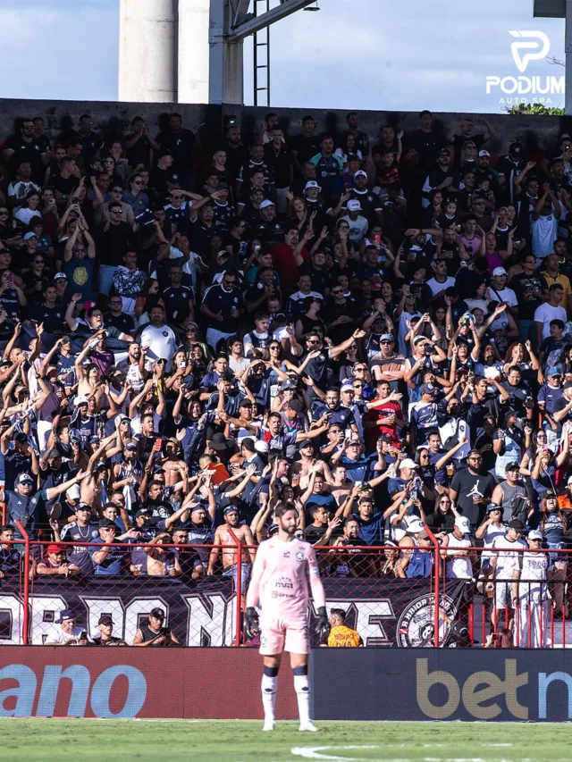 O Remo fez uma boa partida, repetindo o comportamento de partidas recentes, com marcação forte e transição rápida em busca do gol.