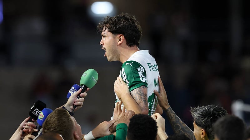 O jogador Mauricio, da SE Palmeiras, comemora seu gol contra a equipe do Red Bull Bragantino, durante partida válida pela nona rodada, do Campeonato Brasileiro, Série A, no Estádio Cicero de Souza Marques. (Foto: Cesar Greco/Palmeiras/by Canon)
