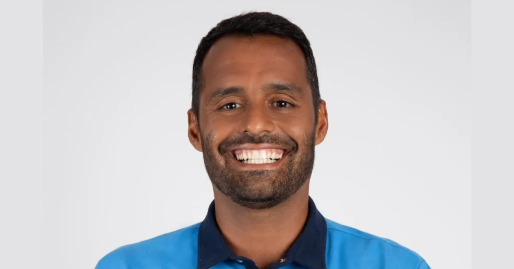 Nas redes sociais, Conrado manifestou surpresa e tristeza com a demissão. “Fui demitido hoje do SporTV/Grupo Globo. Confesso que não esperava e está sendo difícil assimilar. Ainda nem entendi o motivo”, escreveu.