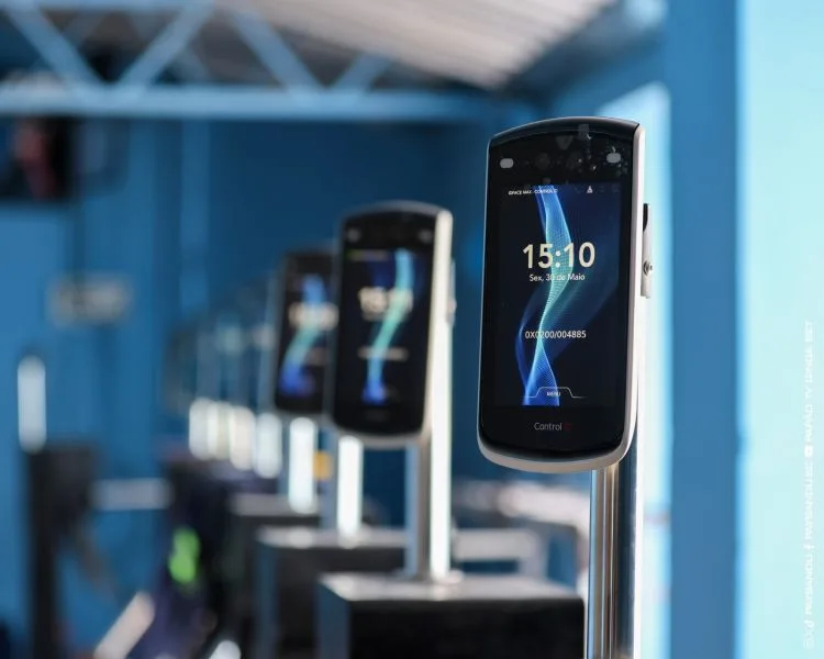 O Paysandu acaba de implementar um sistema moderno de acesso por biometria facial no Estádio Banpará Curuzu, tornando-se o primeiro da Amazônia a adotar essa tecnologia