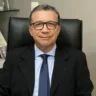 O neurocirurgião José Cláudio Monteiro Rodrigues explica que os sintomas podem incluir dor de cabeça, perdas de visão e de audição, confusão mental e crises convulsivas FOTO: Divulgação