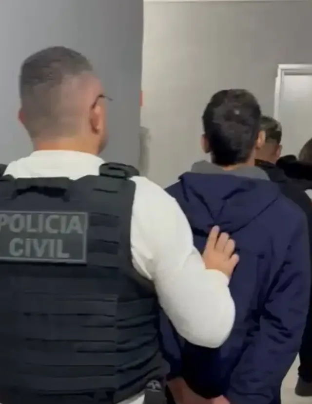 Investigações descobriram que os suspeitos enganaram as vítimas, após se infiltrarem em grupos profissionais de engenharia para realizar as fraudes