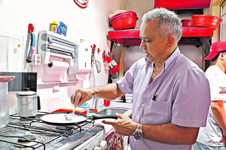 BELEM-PARA-BRASIL-13-05-2025-( FOTOS ANTONIO MELO ( VENDAS-TAPIOCA-CUSCIZ-ID-927885)( JOSE MARIA CARDOSO-63, PROPIETARIO DA TAOIOCARIA,DOM ZECA S,NA PEDRO MIRANDA)