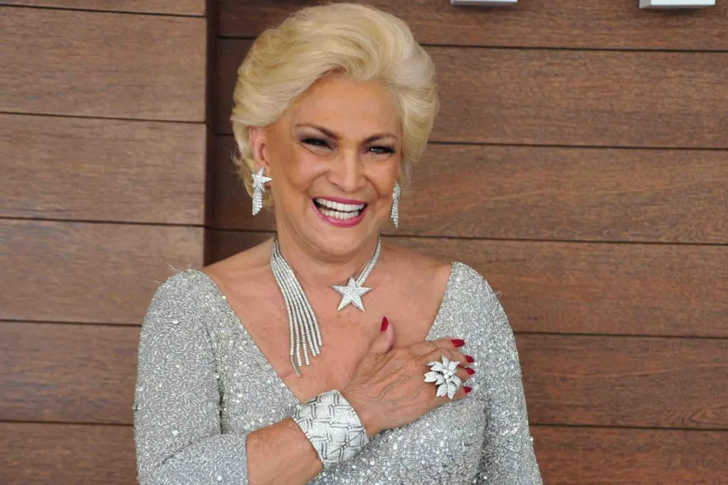 Mansão abandonada de Hebe Camargo com dívida de R$ 1,5 milhão vai a leilão Mansão abandonada de Hebe Camargo com dívida de R$ 1,5 milhão vai a leilão