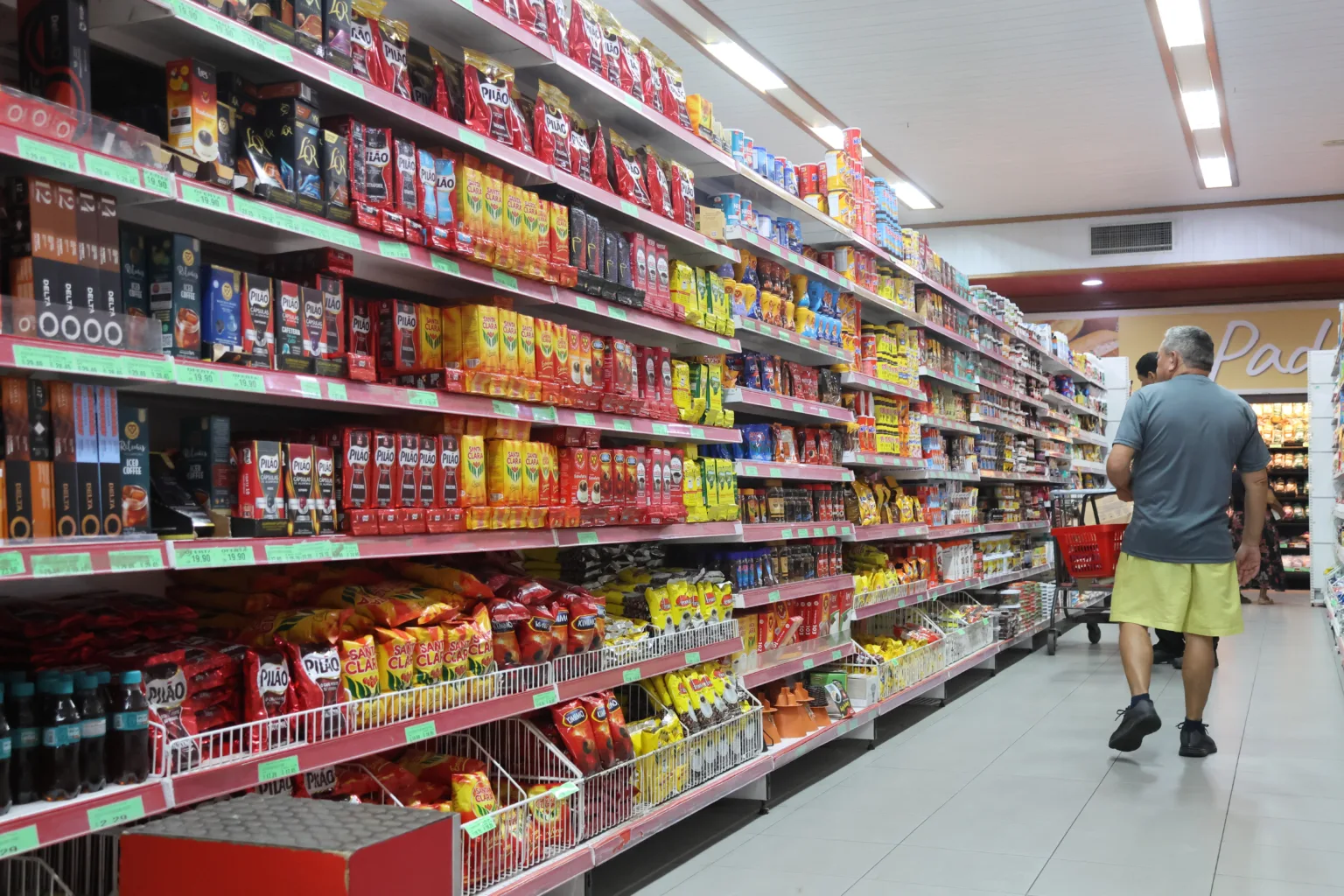O custo da cesta básica de alimentos apresentou redução em 22 das 27 capitais brasileiras no mês de setembro, em comparação com agosto