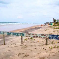 Praia de Massarandupió (Entre Rios – BA)