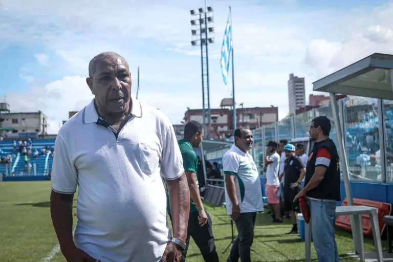Agripino Furtado, renomado cronista esportivo, faleceu na tarde desta sexta-feira (16), em sua residência no bairro Distrito Industrial,