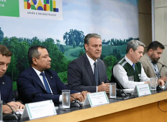 O ministro Carlos Fávaro atualizou o status da situação durante coletiva de imprensa. Foto: Divulgação