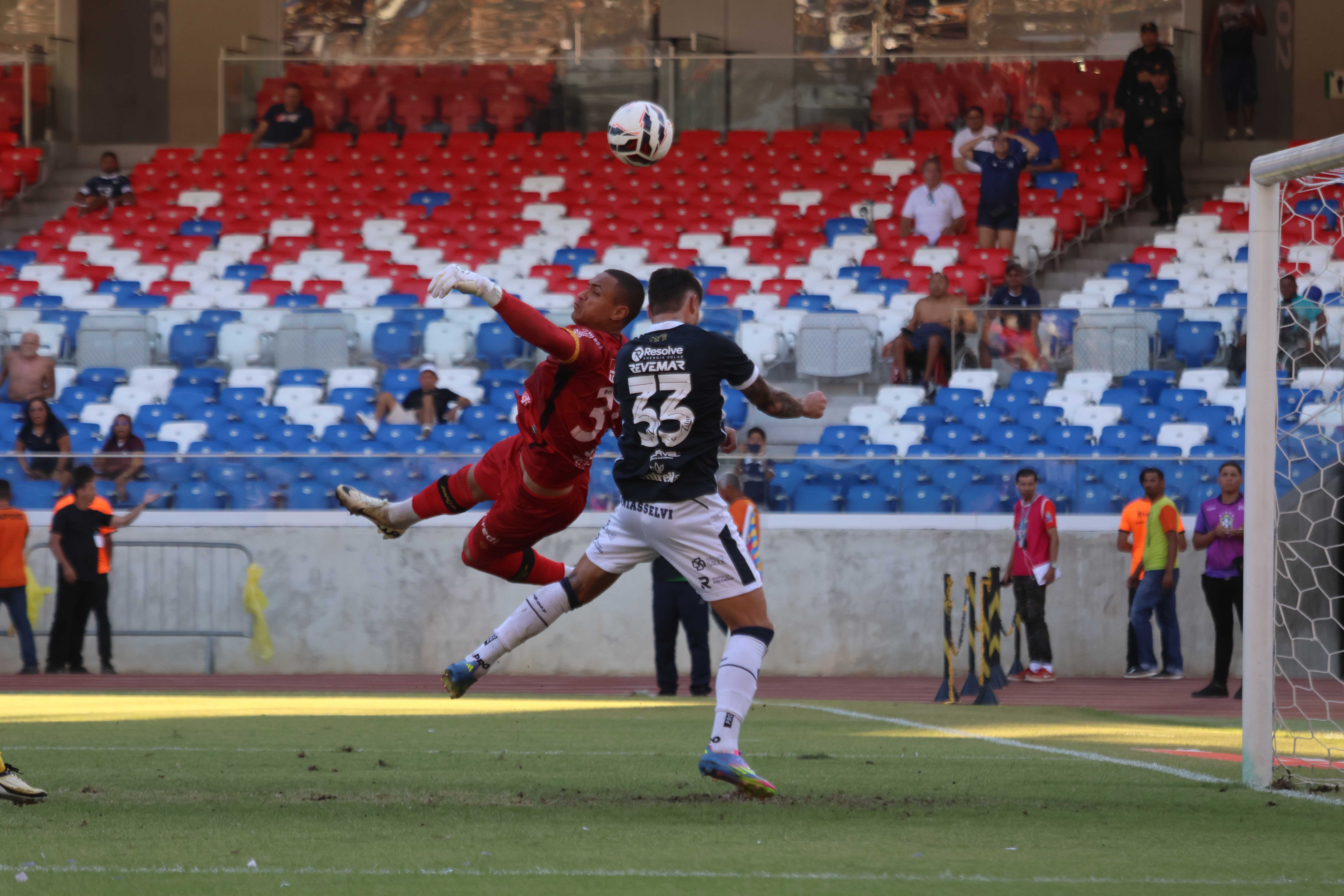 Após saborear a liderança temporária da Série B, o Clube do Remo volta a campo nesta quarta-feira (14) para enfrentar o Vila Nova