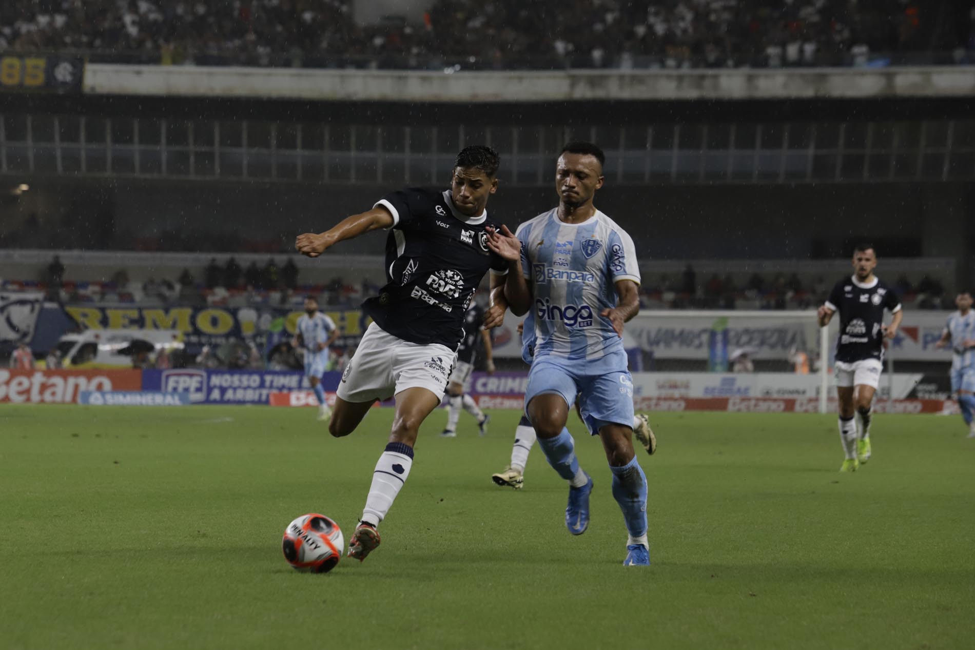 O mês de junho será decisivo para Remo e Paysandu na Série B do Campeonato Brasileiro. As duas equipes paraenses disputarão cinco partidas cada