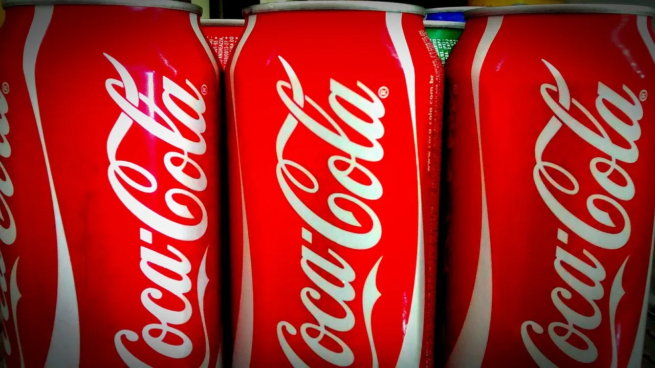 O ex-presidente dos Estados Unidos, Donald Trump, afirmou na quarta-feira (17) que a Coca-Cola está prestes a mudar sua fórmula nos EUA