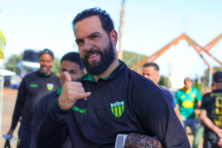 O Ypiranga, conhecido como Canarinho, entra em campo tentando se recuperar na competição.