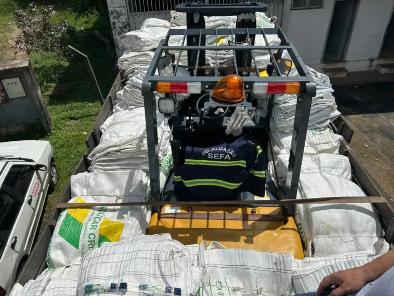 Fiscais de receitas estaduais da Secretaria de Estado da Fazenda (Sefa) do Pará apreenderam, na quarta-feira, 07/05, uma empilhadeira no valor de R$ 105.000,00