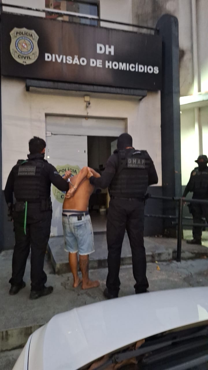 A Delegacia de Homicídios de Agentes Públicos (DHAP), com apoio do Núcleo de Investigação Policial e do Grupo de Trabalho de Facções, prendeu, por volta das 6h desta sexta-feira (23)